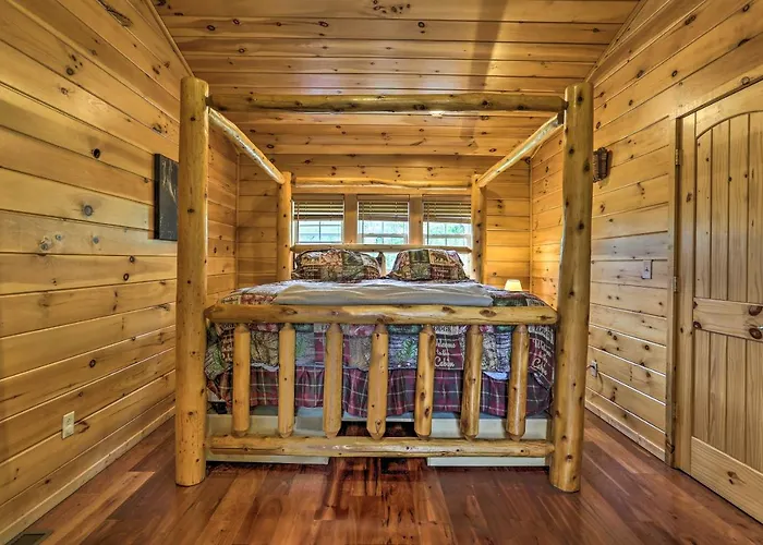 Charming Blakely Cabin With Porch And Valley Views!