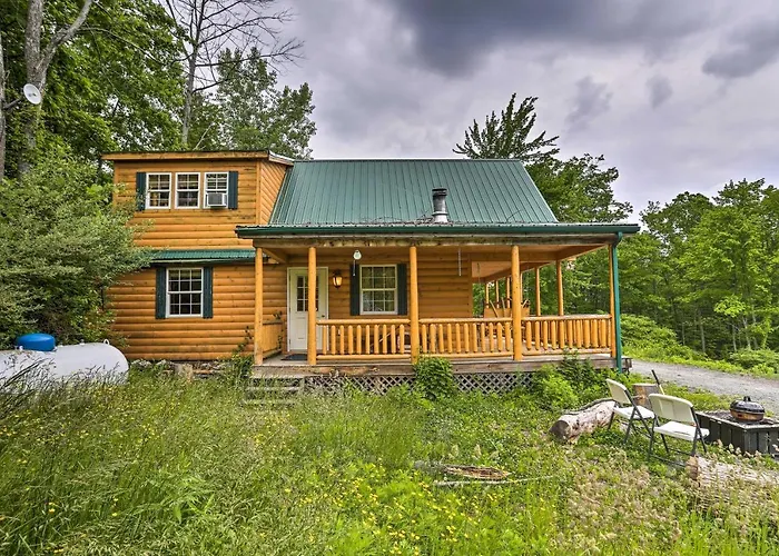 Charming Blakely Cabin With Porch And Valley Views!